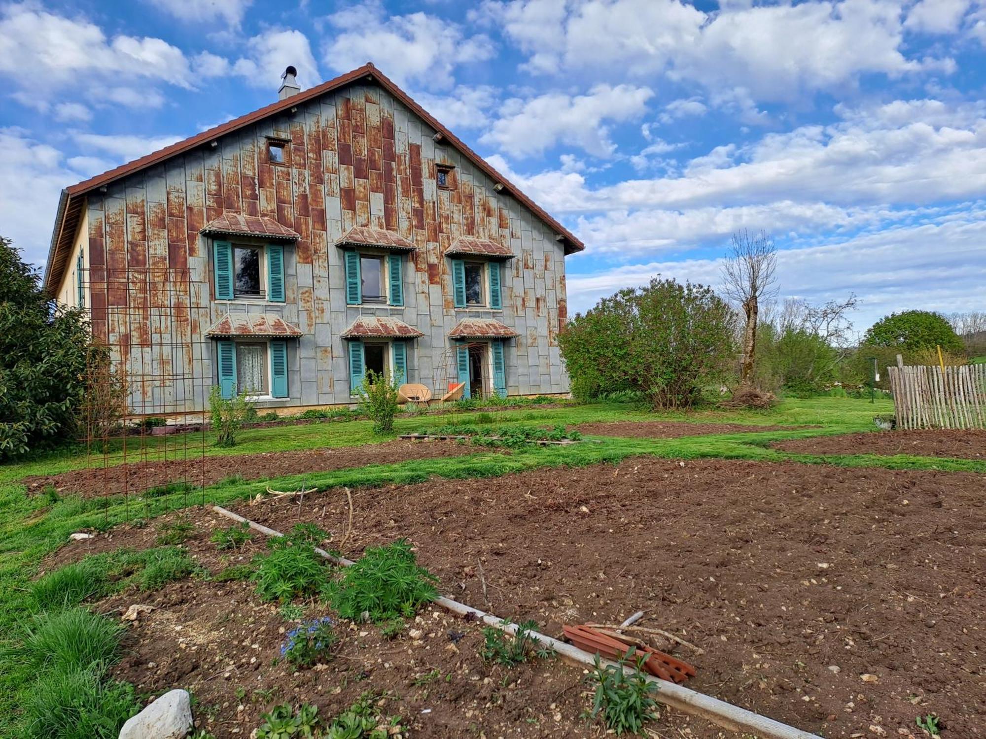Hotel La Pause O Logis Saint-Laurent-du-Jura Exterior foto